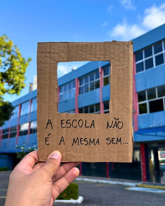 O colégio não é o mesmo sem vocês.